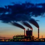 Pozwolenie na emisję – kluczowy element działalności przemysłowej